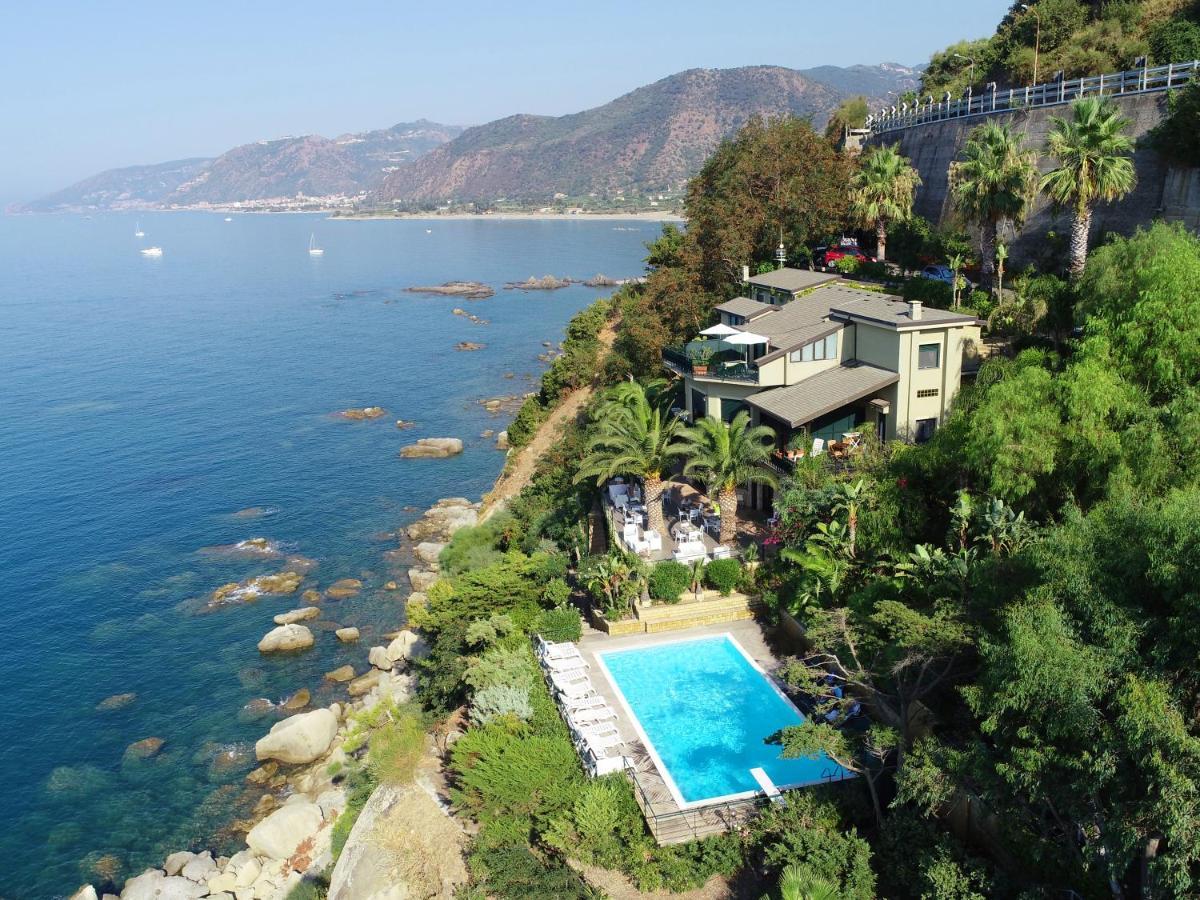 Capo dʼOrlando Villa Anita Apartments المظهر الخارجي الصورة