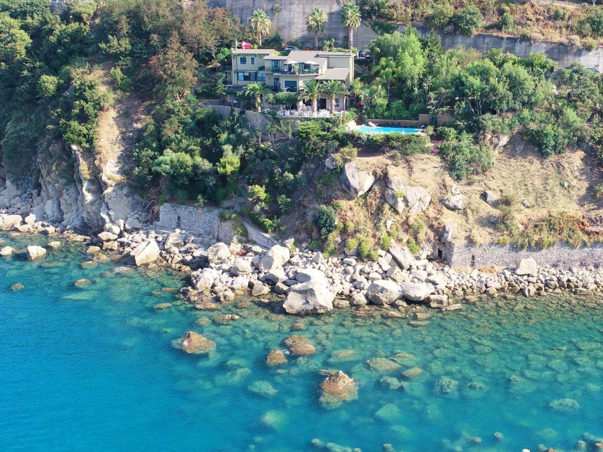 Capo dʼOrlando Villa Anita Apartments المظهر الخارجي الصورة