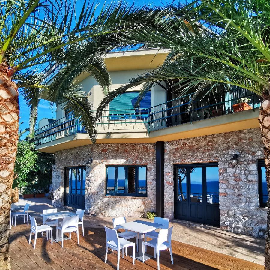 Capo dʼOrlando Villa Anita Apartments المظهر الخارجي الصورة